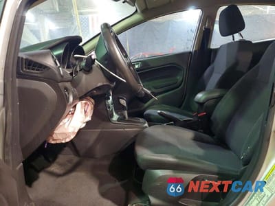 Zdjęcie 7 z 13 samochodu: 2016 FORD FIESTA SE VIN:3FADP4EJ6GM121103 - miniatura