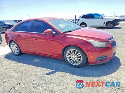 Czwarte zdjęcie samochodu z boku: 2012 CHEVROLET CRUZE ECO VIN:1G1PJ5SC1C7260735 - miniatura