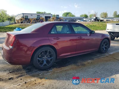 Trzecie zdjęcie samochodu z tyłu: 2022 CHRYSLER 300 VIN:2C3CCADG8NH249266 - miniatura