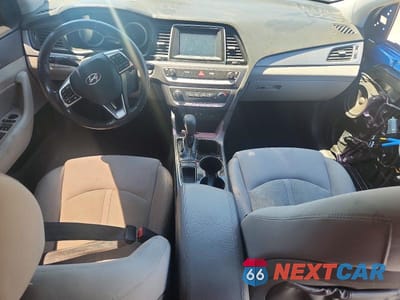 Zdjęcie 8 z 12 samochodu: 2018 HYUNDAI SONATA SEL VIN:5NPE34AF8JH652540 - miniatura
