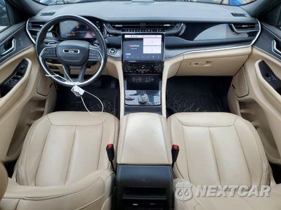 Zdjęcie 8 z 13 samochodu: 2023 JEEP GRAND CHEROKEE LIMITED 4XE VIN:1C4RJYB65PC664114 - miniatura