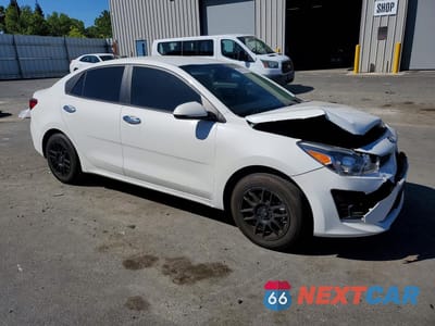 Czwarte zdjęcie samochodu z boku: 2021 KIA RIO S VIN:3KPA24AD4ME425354 - miniatura