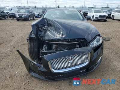 Piąte zdjęcie samochodu w środku: 2011 JAGUAR XJ VIN:SAJWA1CBXBLV12216 - miniatura