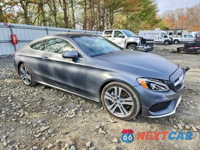 Czwarte zdjęcie samochodu z boku: 2017 MERCEDES-BENZ C 300 4MATIC VIN:WDDWJ4KB7HF347062 - miniatura