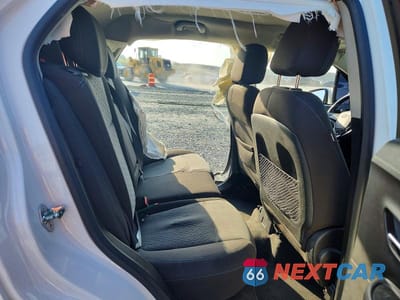 Zdjęcie 10 z 12 samochodu: 2015 CHEVROLET TRAX LS VIN:KL7CJKSB6FB181149 - miniatura