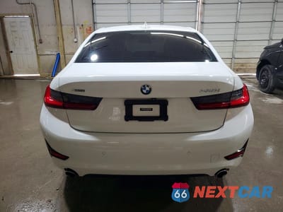 Zdjęcie 6 z 12 samochodu: 2019 BMW 330XI VIN:3MW5R7J55K8B00731 - miniatura