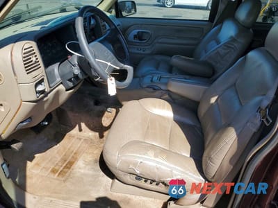 Zdjęcie 7 z 14 samochodu: 1996 CHEVROLET SUBURBAN C1500 VIN:1GNEC16R7TJ348781 - miniatura