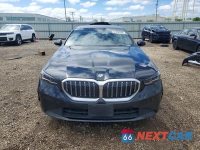 Piąte zdjęcie samochodu w środku: 2024 BMW 540 XI VIN:WBA63FJ04RCR93188 - miniatura
