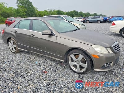 Czwarte zdjęcie samochodu z boku: 2010 MERCEDES-BENZ E 350 VIN:WDDHF5GB6AA048691 - miniatura