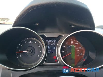 Zdjęcie 9 z 13 samochodu: 2013 HYUNDAI VELOSTER BASE VIN:KMHTC6AD2DU169746 - miniatura