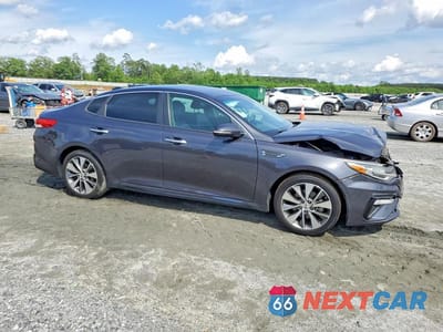 Czwarte zdjęcie samochodu z boku: 2019 KIA OPTIMA S VIN:5XXGT4L32KG289533 - miniatura