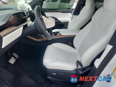 Zdjęcie 7 z 13 samochodu: 2026 TESLA MODEL X VIN:7SAXCBE52TF482548 - miniatura
