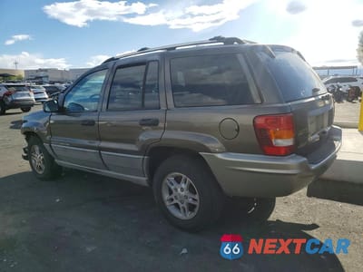 Drugie zdjęcie samochodu z przodu: 2000 JEEP GRAND CHEROKEE LAREDO VIN:1J4G248S2YC227054 - miniatura