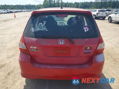 Zdjęcie 6 z 14 samochodu: 2008 HONDA FIT SPORT VIN:JHMGD38628S059255 - miniatura