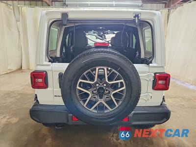 Zdjęcie 6 z 12 samochodu: 2026 JEEP WRANGLER SAHARA VIN:1C4PJXEN6TW228059 - miniatura
