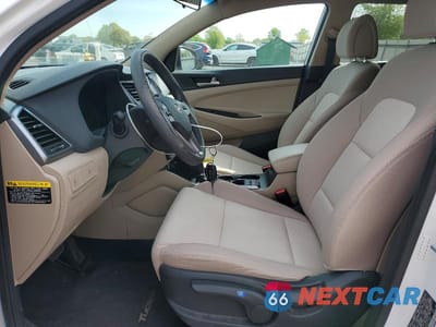 Zdjęcie 7 z 13 samochodu: 2018 HYUNDAI TUCSON SE VIN:KM8J23A43JU775027 - miniatura