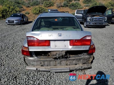 Zdjęcie 6 z 13 samochodu: 1999 HONDA ACCORD EX VIN:JHMCG6672XC021228 - miniatura