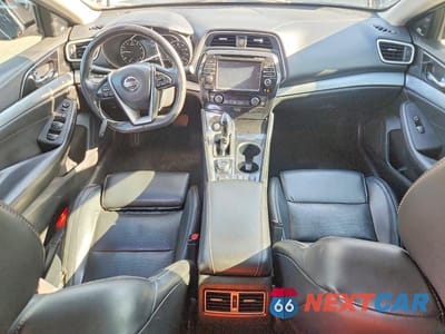 Zdjęcie 8 z 12 samochodu: 2017 NISSAN MAXIMA 3.5 SL VIN:1N4AA6AP9HC445515 - miniatura