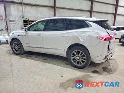 Drugie zdjęcie samochodu z przodu: 2022 BUICK ENCLAVE AVENIR VIN:5GAEVCKW7NJ102327 - miniatura