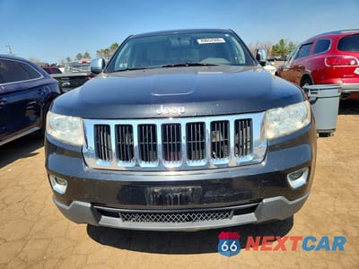 Piąte zdjęcie samochodu w środku: 2011 JEEP GRAND CHEROKEE LAREDO VIN:1J4RS4GG9BC577343 - miniatura