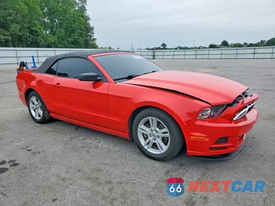 Czwarte zdjęcie samochodu z boku: 2013 FORD MUSTANG VIN:1ZVBP8EM9D5256500 - miniatura