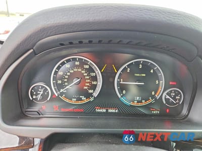 Zdjęcie 9 z 12 samochodu: 2014 BMW X5 XDRIVE35D VIN:5UXKS4C52E0J94408 - miniatura