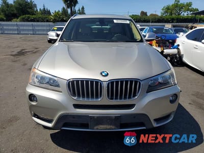 Piąte zdjęcie samochodu w środku: 2013 BMW X3 XDRIVE28I VIN:5UXWX9C57D0D04404 - miniatura