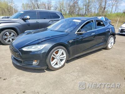 2015 TESLA MODEL S 5YJSA1E27FF119731 - główne zdjęcie licytacji z USA - miniatura