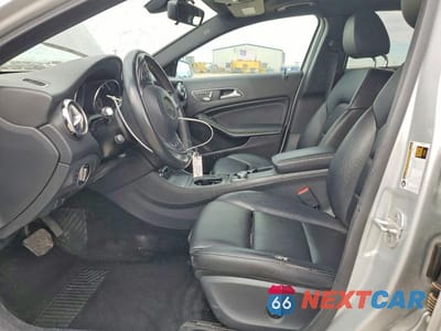 Zdjęcie 7 z 13 samochodu: 2018 MERCEDES-BENZ GLA 250 4MATIC VIN:WDCTG4GB3JJ390069 - miniatura