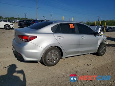 Trzecie zdjęcie samochodu z tyłu: 2020 KIA RIO LX VIN:3KPA24AD1LE297671 - miniatura