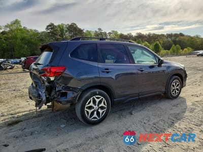 Trzecie zdjęcie samochodu z tyłu: 2020 SUBARU FORESTER PREMIUM VIN:JF2SKAJC9LH414841 - miniatura