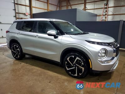 Czwarte zdjęcie samochodu z boku: 2024 MITSUBISHI OUTLANDER SE VIN:JA4J4VA82RZ076123 - miniatura
