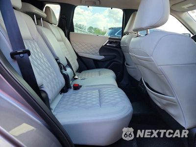 Zdjęcie 11 z 13 samochodu: 2023 MITSUBISHI OUTLANDER SEL VIN:JA4T5VA98PZ016178 - miniatura