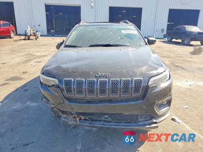 Piąte zdjęcie samochodu w środku: 2021 JEEP CHEROKEE LATITUDE LUX VIN:1C4PJLMX4MD119916 - miniatura
