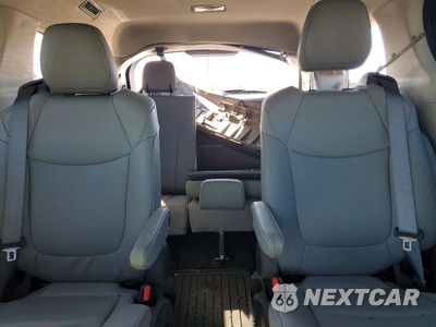 Zdjęcie 10 z 13 samochodu: 2022 TOYOTA SIENNA XLE 7-PASSENGER VIN:5TDJSKFC1NS068825 - miniatura