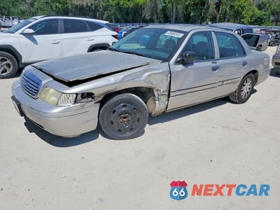 2004 FORD CROWN VICTORIA LX 2FDFP74W64X185099 - główne zdjęcie licytacji z USA - miniatura