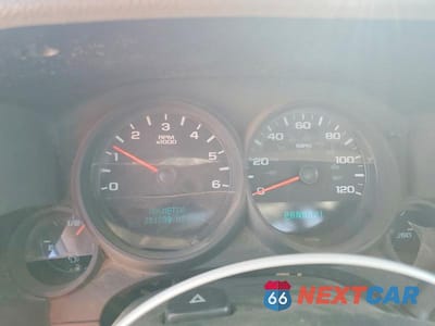 Zdjęcie 9 z 11 samochodu: 2013 CHEVROLET SILVERADO C1500 VIN:1GCNCPEXXDZ342584 - miniatura