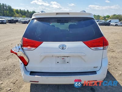 Zdjęcie 6 z 13 samochodu: 2014 TOYOTA SIENNA XLE 8-PASSENGER VIN:5TDYK3DC1ES472750 - miniatura