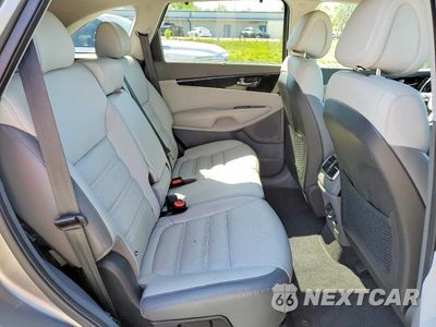 Zdjęcie 11 z 13 samochodu: 2016 KIA SORENTO SX V6 VIN:5XYPKDA53GG111026 - miniatura