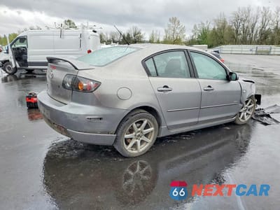 Trzecie zdjęcie samochodu z tyłu: 2006 MAZDA 3 S VIN:JM1BK323561414423 - miniatura