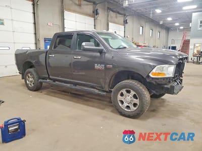 Czwarte zdjęcie samochodu z boku: 2018 RAM 3500 BIG HORN 4WD 6.4L V8 VIN:3C63R3DJ6JG214597 - miniatura