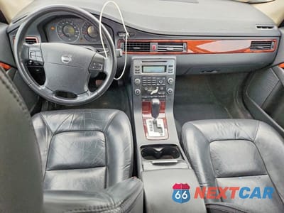 Zdjęcie 8 z 13 samochodu: 2008 VOLVO XC70 VIN:YV4BZ982X81018968 - miniatura