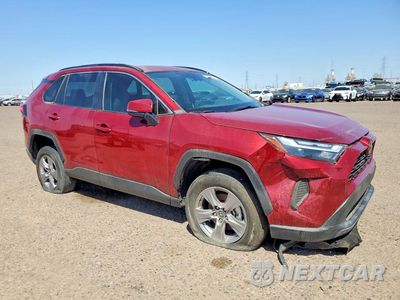 Czwarte zdjęcie samochodu z boku: 2024 TOYOTA RAV4 XLE VIN:2T3W1RFV4RW362324 - miniatura