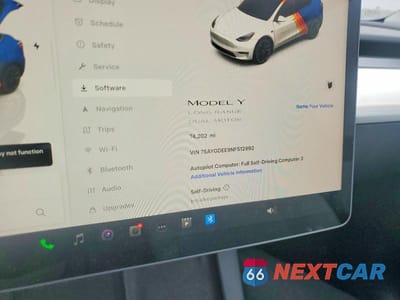 Zdjęcie 9 z 13 samochodu: 2022 TESLA MODEL Y VIN:7SAYGDEE9NF512992 - miniatura
