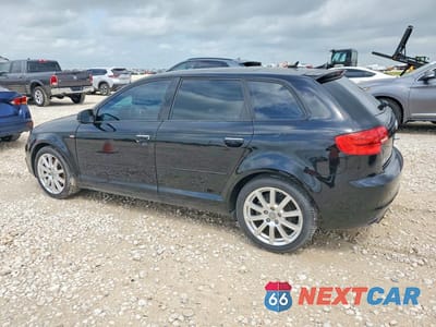 Drugie zdjęcie samochodu z przodu: 2011 AUDI A3 PREMIUM PLUS VIN:WAUMFAFM8BA136564 - miniatura