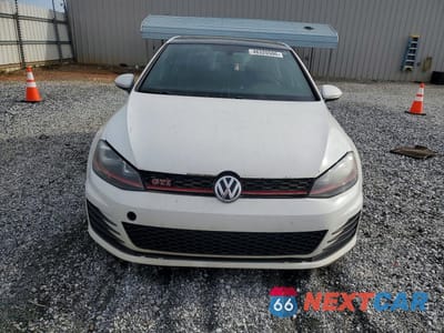 Piąte zdjęcie samochodu w środku: 2016 VOLKSWAGEN GTI S VIN:3VW447AU8GM051668 - miniatura