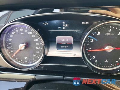 Zdjęcie 9 z 13 samochodu: 2018 MERCEDES-BENZ E 300 VIN:WDDZF4JB3JA376237 - miniatura
