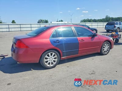 Trzecie zdjęcie samochodu z tyłu: 2006 HONDA ACCORD EX VIN:1HGCM66896A025761 - miniatura