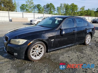 2010 BMW 328 I WBAPH7G54ANM48860 - główne zdjęcie licytacji z USA - miniatura
