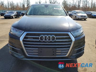 Piąte zdjęcie samochodu w środku: 2019 AUDI Q7 PREMIUM PLUS VIN:WA1LHAF79KD039286 - miniatura